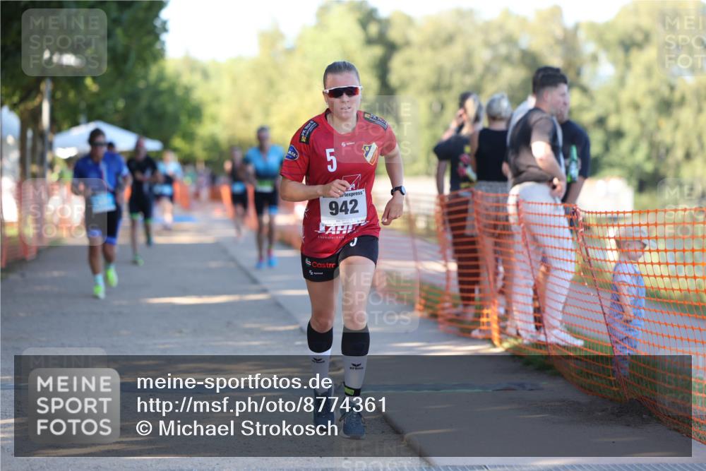07.09.2025 - 19. Norderstedt Triathlon Michael Strokosch http://msf.ph/oto/8774361 07.09.2025 16:40:12 Laufen 942, 1553, 1632 meine-sportfotos.de