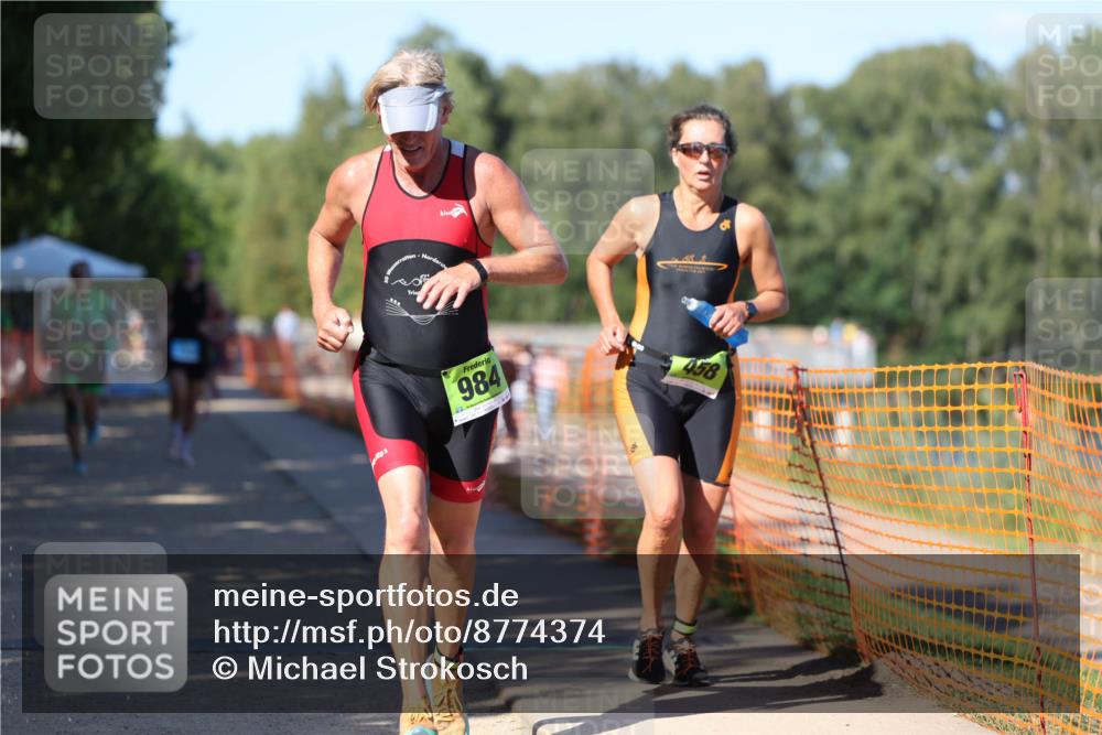 07.09.2025 - 19. Norderstedt Triathlon Michael Strokosch http://msf.ph/oto/8774374 07.09.2025 15:42:24 Laufen 458, 1453, 1489 meine-sportfotos.de