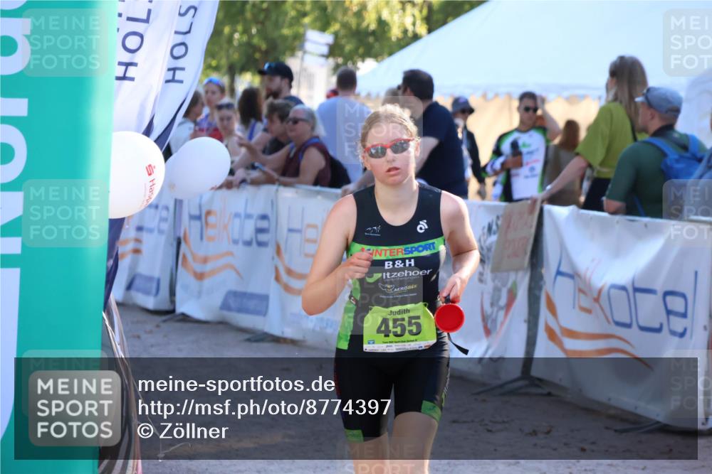 07.09.2025 - 19. Norderstedt Triathlon Zöllner http://msf.ph/oto/8774397 07.09.2025 16:57:05 Ziel 455 meine-sportfotos.de
