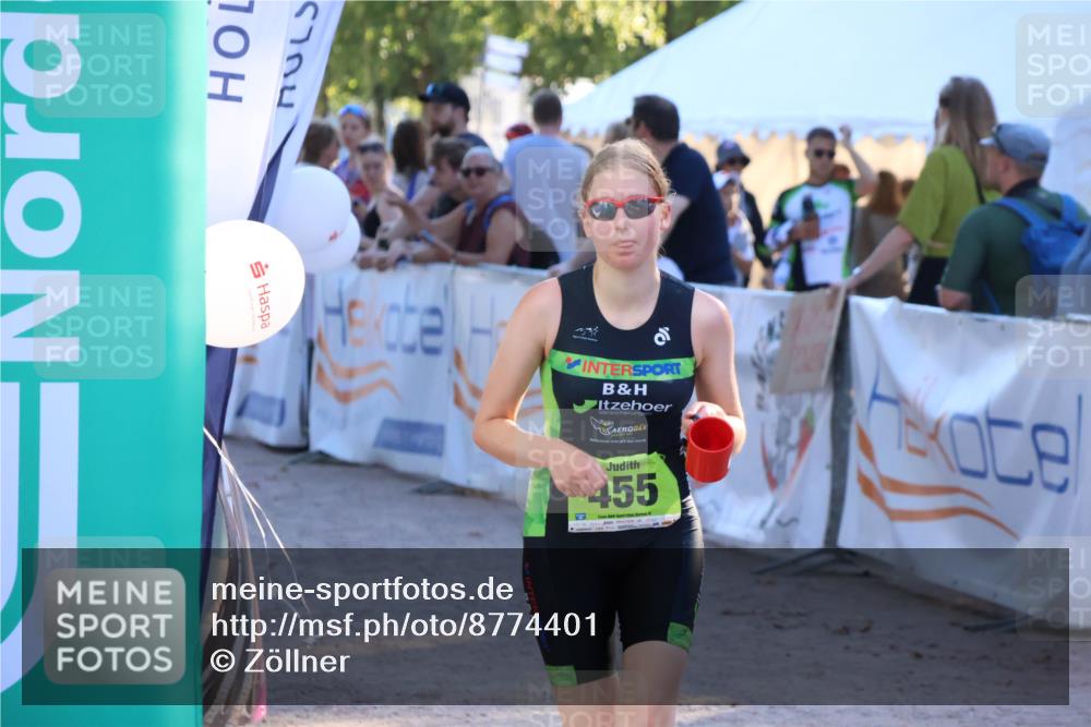 07.09.2025 - 19. Norderstedt Triathlon Zöllner http://msf.ph/oto/8774401 07.09.2025 16:57:05 Ziel 455 meine-sportfotos.de