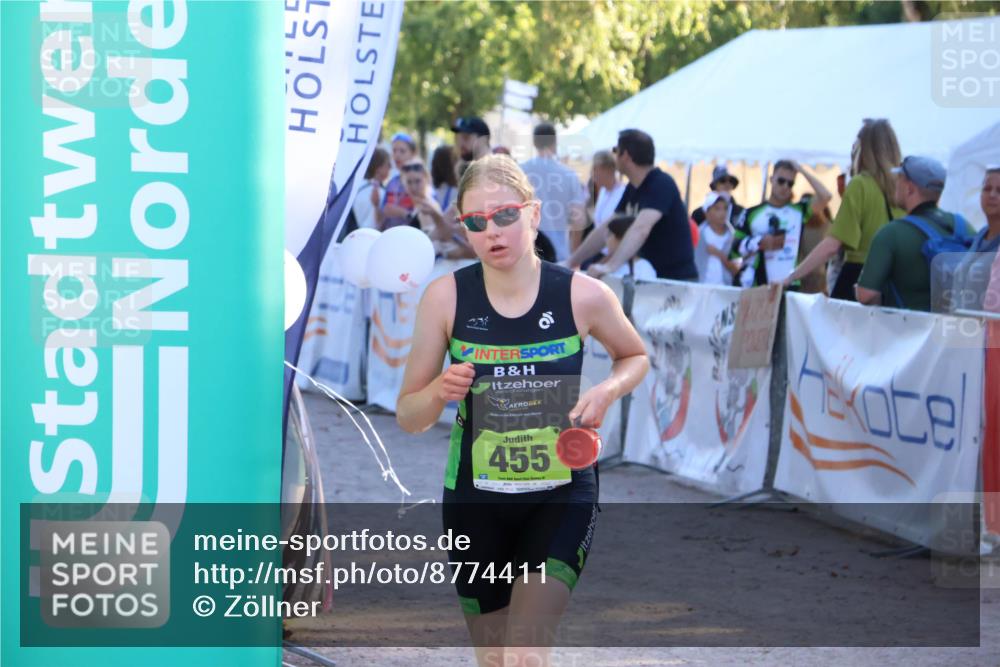 07.09.2025 - 19. Norderstedt Triathlon Zöllner http://msf.ph/oto/8774411 07.09.2025 16:57:06 Ziel 455 meine-sportfotos.de