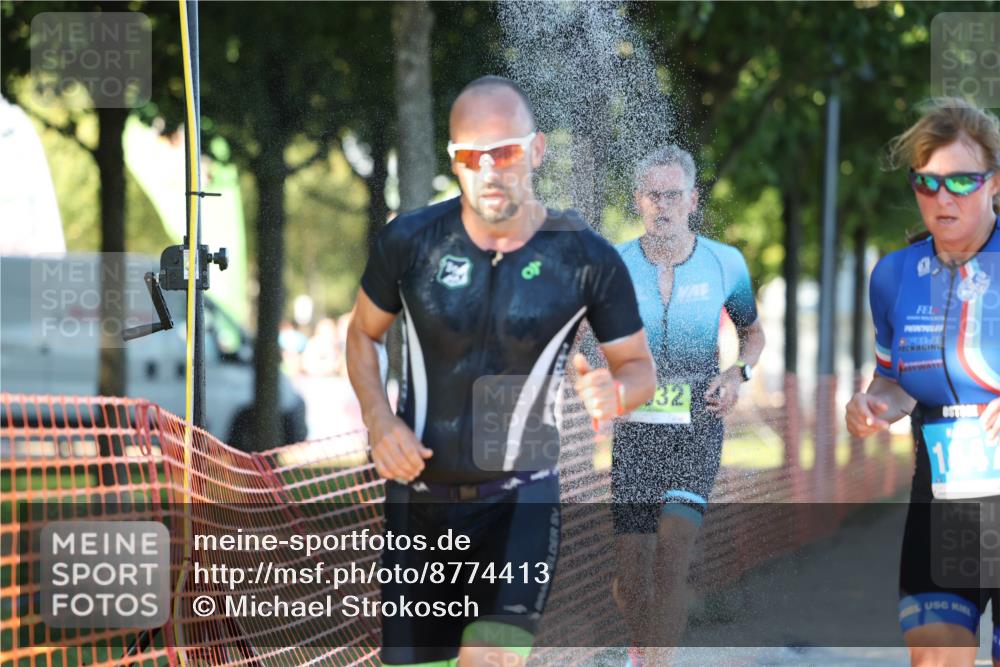 07.09.2025 - 19. Norderstedt Triathlon Michael Strokosch http://msf.ph/oto/8774413 07.09.2025 16:40:19 Laufen 386, 431, 1553, 1573, 1632 meine-sportfotos.de