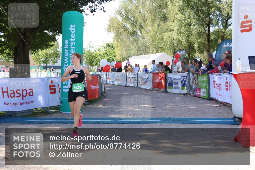 07.09.2025 - 19. Norderstedt Triathlon Zöllner http://msf.ph/oto/8774426 07.09.2025 11:01:46 Ziel 639 meine-sportfotos.de