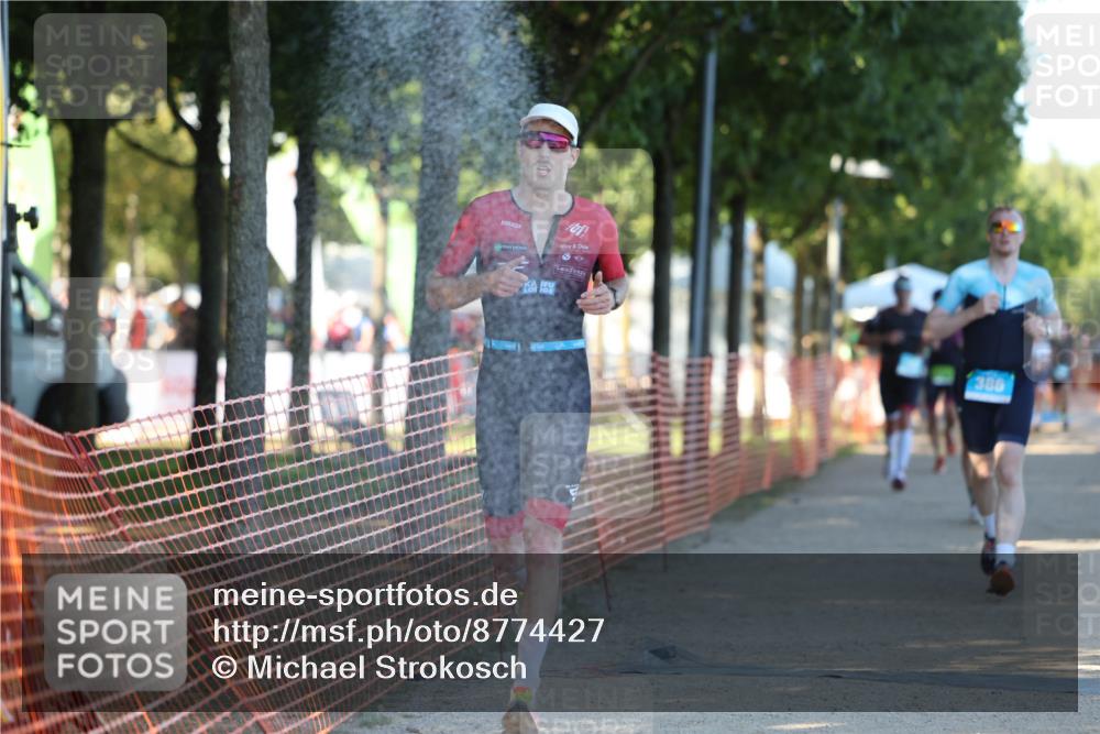 07.09.2025 - 19. Norderstedt Triathlon Michael Strokosch http://msf.ph/oto/8774427 07.09.2025 16:40:22 Laufen 386, 431, 1553, 1573, 1614, 1632 meine-sportfotos.de