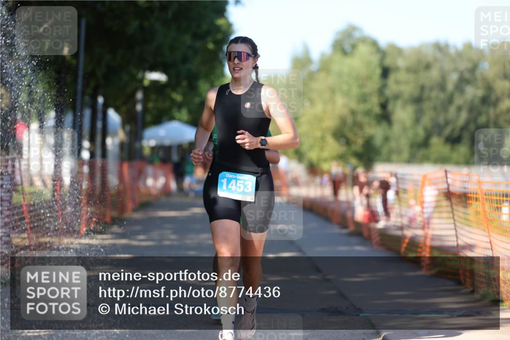 07.09.2025 - 19. Norderstedt Triathlon Michael Strokosch http://msf.ph/oto/8774436 07.09.2025 15:42:31 Laufen 439, 1453, 1489 meine-sportfotos.de