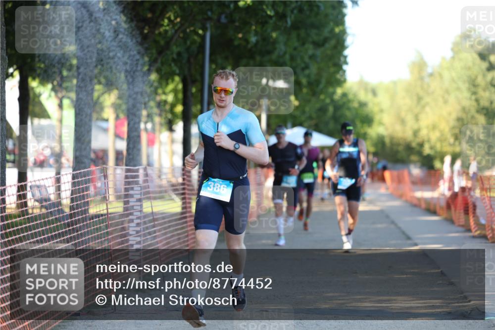 07.09.2025 - 19. Norderstedt Triathlon Michael Strokosch http://msf.ph/oto/8774452 07.09.2025 16:40:24 Laufen 365, 386, 431, 1573, 1614 meine-sportfotos.de