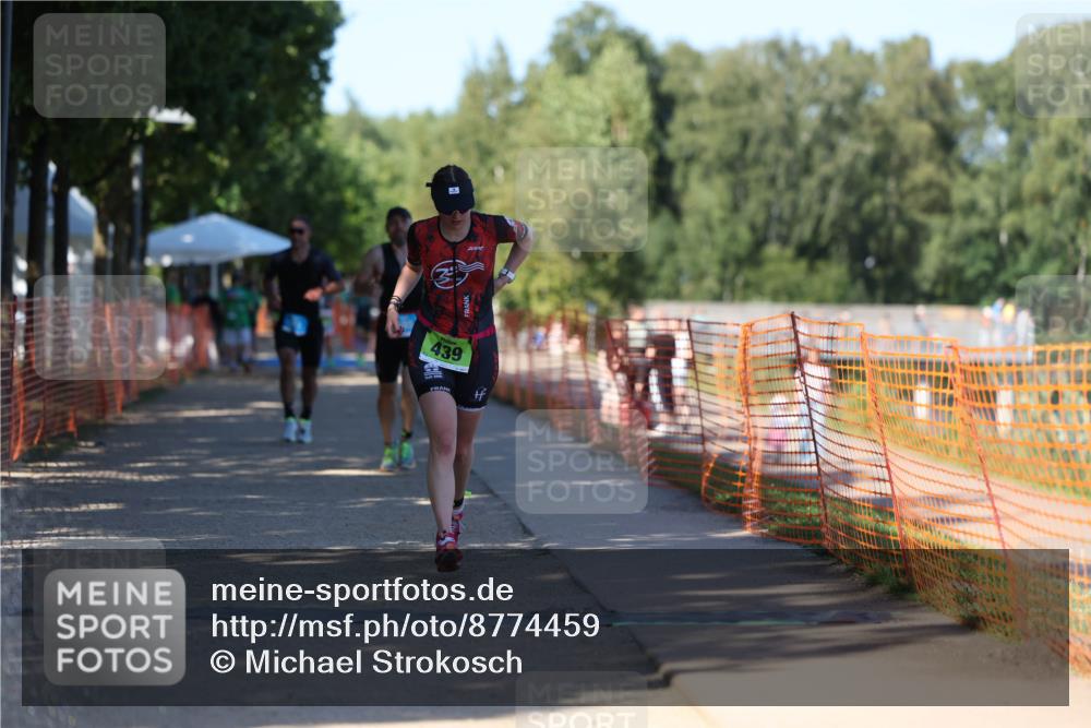 07.09.2025 - 19. Norderstedt Triathlon Michael Strokosch http://msf.ph/oto/8774459 07.09.2025 15:42:36 Laufen 395, 439 meine-sportfotos.de