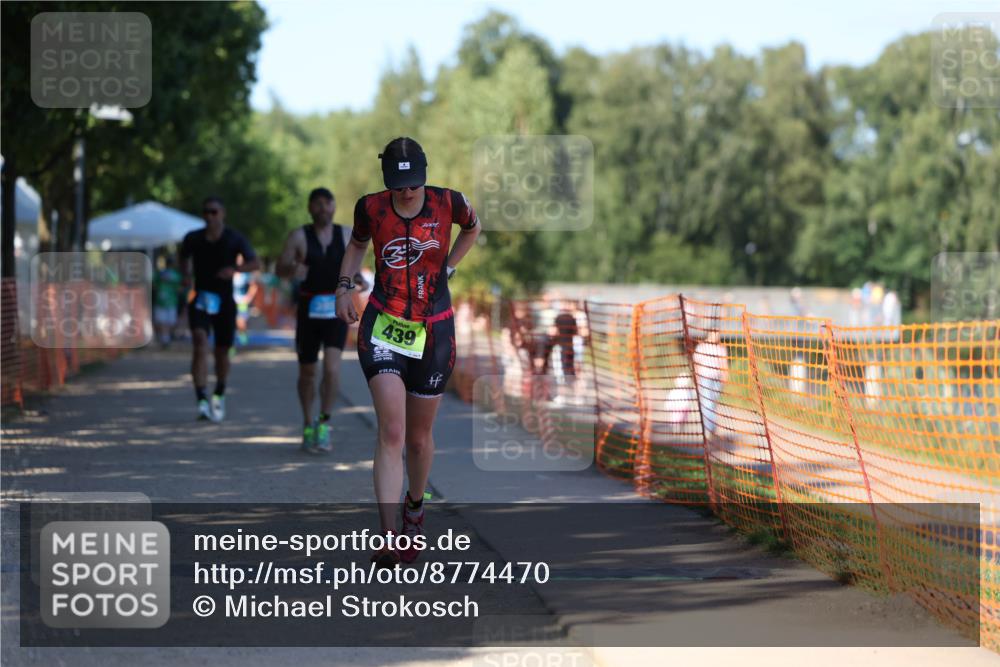 07.09.2025 - 19. Norderstedt Triathlon Michael Strokosch http://msf.ph/oto/8774470 07.09.2025 15:42:37 Laufen 395, 439 meine-sportfotos.de