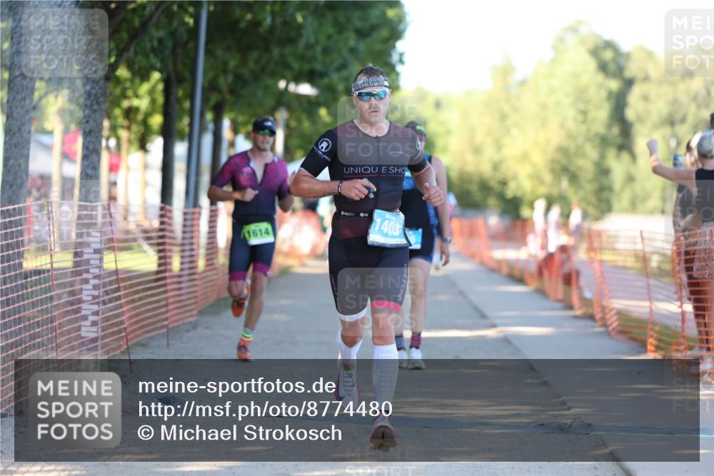 07.09.2025 - 19. Norderstedt Triathlon Michael Strokosch http://msf.ph/oto/8774480 07.09.2025 16:40:27 Laufen 365, 386, 1573, 1614 meine-sportfotos.de