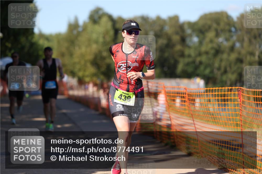 07.09.2025 - 19. Norderstedt Triathlon Michael Strokosch http://msf.ph/oto/8774491 07.09.2025 15:42:39 Laufen 395, 439 meine-sportfotos.de