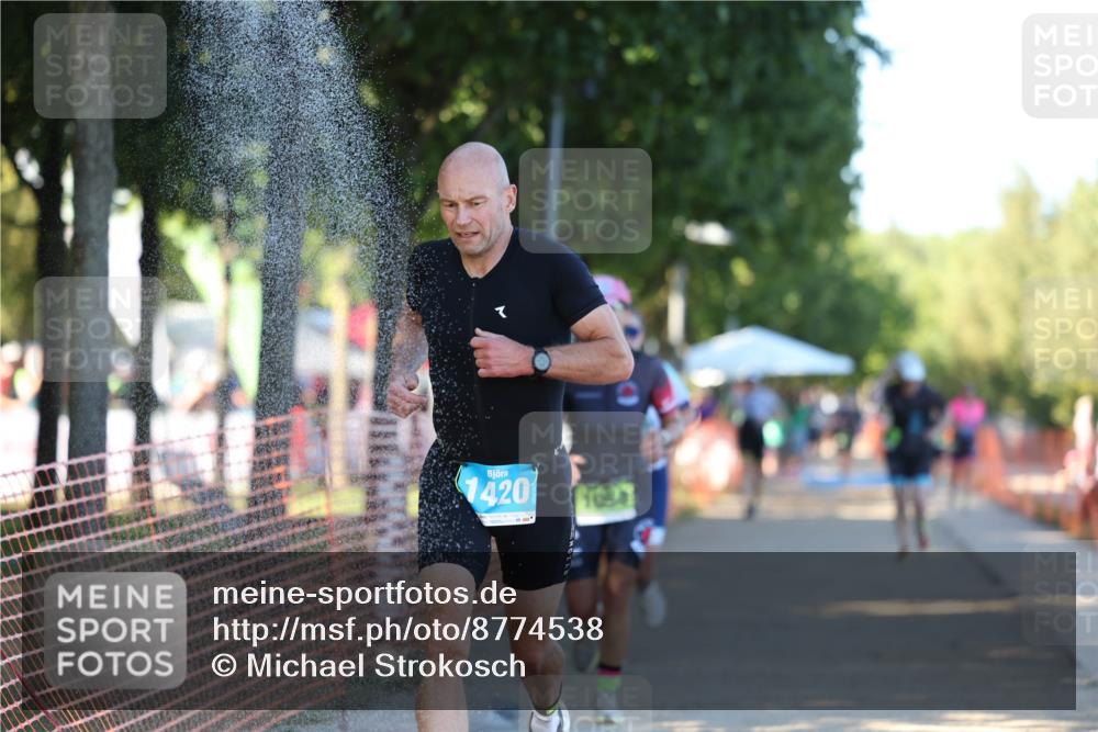 07.09.2025 - 19. Norderstedt Triathlon Michael Strokosch http://msf.ph/oto/8774538 07.09.2025 16:40:37 Laufen 1054, 1102, 1400, 1420 meine-sportfotos.de