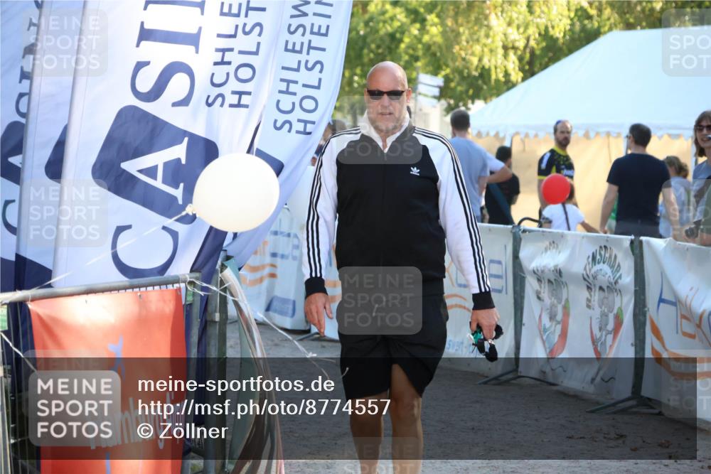 07.09.2025 - 19. Norderstedt Triathlon Zöllner http://msf.ph/oto/8774557 07.09.2025 16:57:54 Ziel 1415, 1516 meine-sportfotos.de