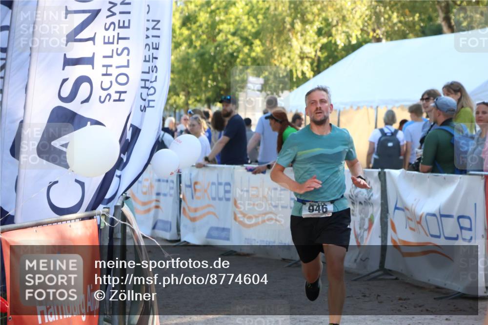 07.09.2025 - 19. Norderstedt Triathlon Zöllner http://msf.ph/oto/8774604 07.09.2025 16:58:05 Ziel 946 meine-sportfotos.de