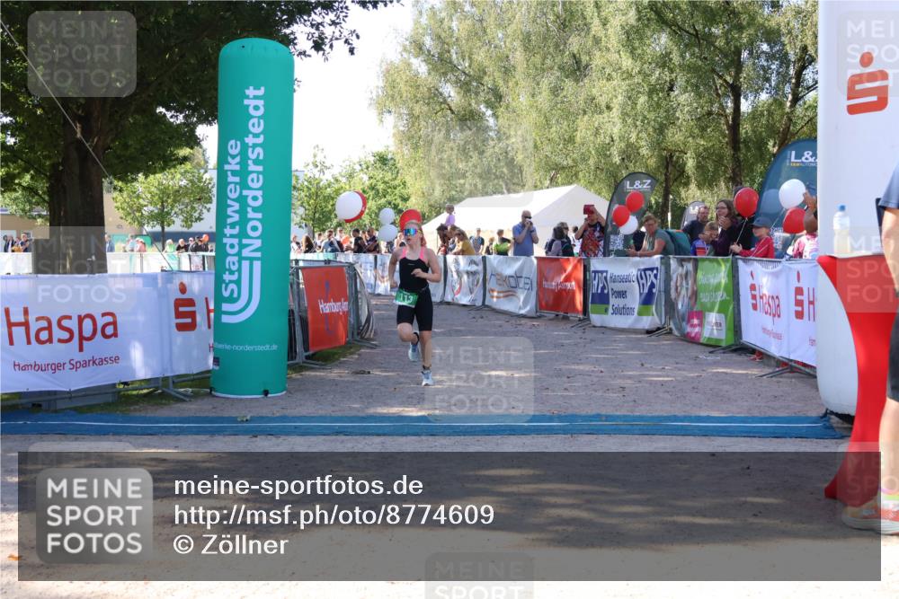 07.09.2025 - 19. Norderstedt Triathlon Zöllner http://msf.ph/oto/8774609 07.09.2025 11:03:53 Ziel 113 meine-sportfotos.de