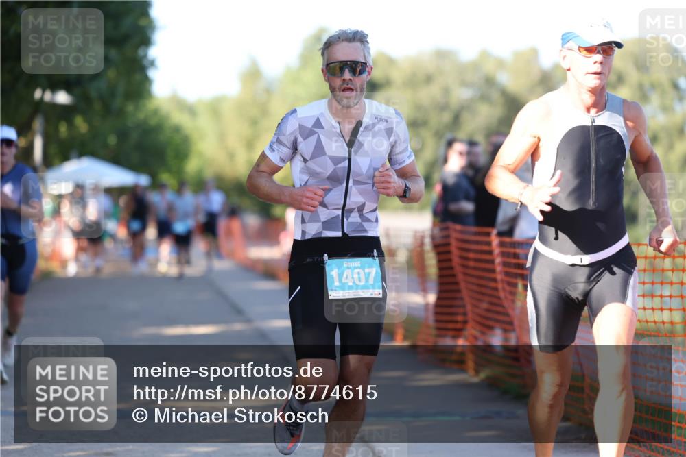 07.09.2025 - 19. Norderstedt Triathlon Michael Strokosch http://msf.ph/oto/8774615 07.09.2025 16:41:05 Laufen 1076, 1407, 1419, 1473 meine-sportfotos.de