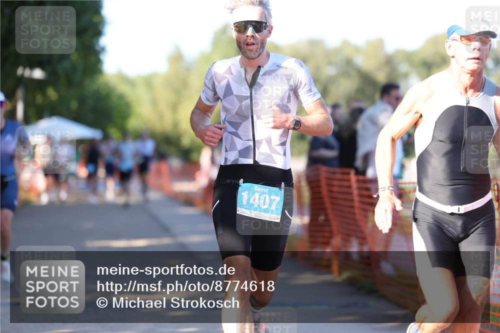 07.09.2025 - 19. Norderstedt Triathlon Michael Strokosch http://msf.ph/oto/8774618 07.09.2025 16:41:05 Laufen 1076, 1407, 1419, 1473 meine-sportfotos.de