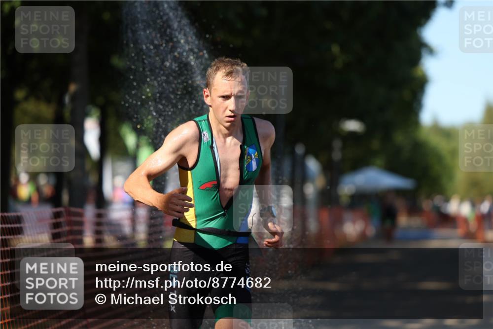 07.09.2025 - 19. Norderstedt Triathlon Michael Strokosch http://msf.ph/oto/8774682 07.09.2025 15:42:59 Laufen 1506 meine-sportfotos.de