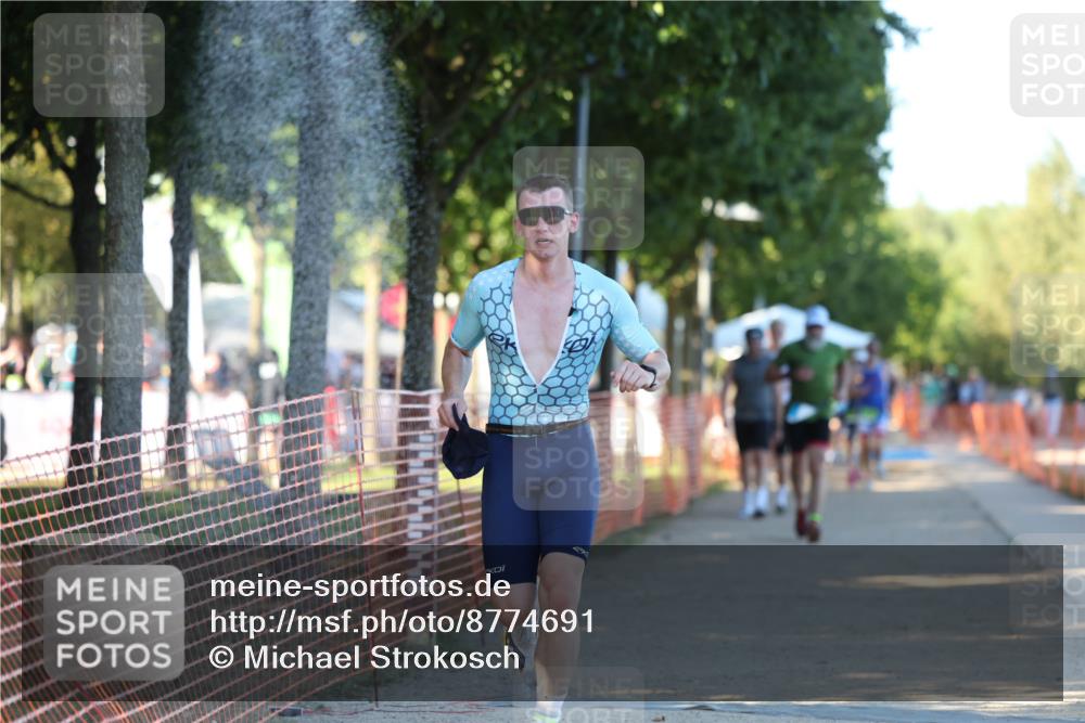 07.09.2025 - 19. Norderstedt Triathlon Michael Strokosch http://msf.ph/oto/8774691 07.09.2025 16:41:16 Laufen 378, 405, 421, 1405, 1592 meine-sportfotos.de
