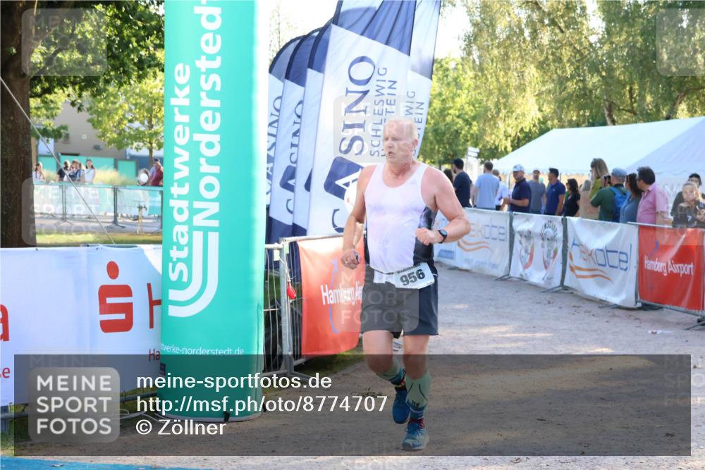 07.09.2025 - 19. Norderstedt Triathlon Zöllner http://msf.ph/oto/8774707 07.09.2025 16:58:35 Ziel 956 meine-sportfotos.de