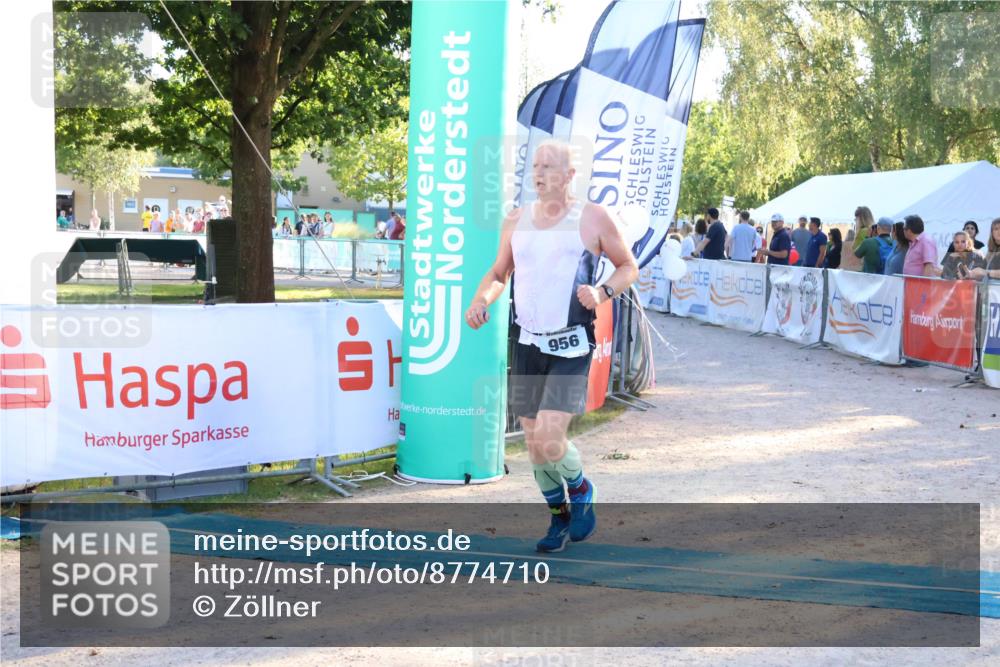 07.09.2025 - 19. Norderstedt Triathlon Zöllner http://msf.ph/oto/8774710 07.09.2025 16:58:35 Ziel 956 meine-sportfotos.de