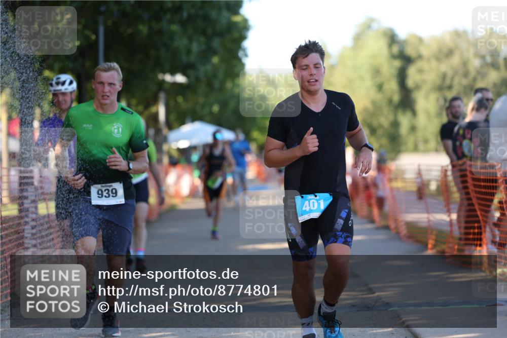 07.09.2025 - 19. Norderstedt Triathlon Michael Strokosch http://msf.ph/oto/8774801 07.09.2025 16:41:51 Laufen 401, 885, 939, 1100, 1482, 1545, 1561 meine-sportfotos.de