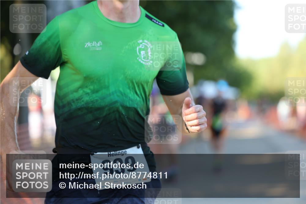 07.09.2025 - 19. Norderstedt Triathlon Michael Strokosch http://msf.ph/oto/8774811 07.09.2025 16:41:53 Laufen 381, 401, 885, 939, 1100, 1482, 1545, 1561 meine-sportfotos.de