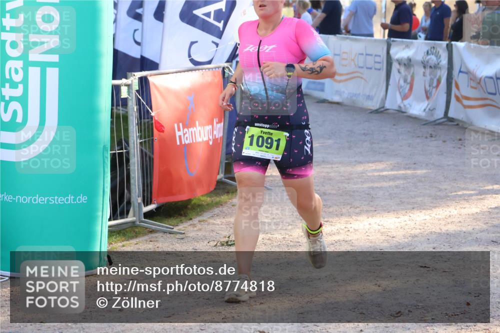07.09.2025 - 19. Norderstedt Triathlon Zöllner http://msf.ph/oto/8774818 07.09.2025 16:58:45 Ziel 953, 1091 meine-sportfotos.de