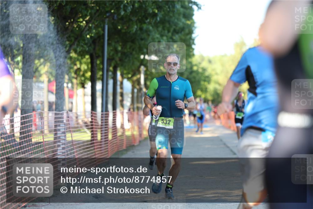 07.09.2025 - 19. Norderstedt Triathlon Michael Strokosch http://msf.ph/oto/8774857 07.09.2025 16:42:02 Laufen 381, 437, 532, 1612 meine-sportfotos.de