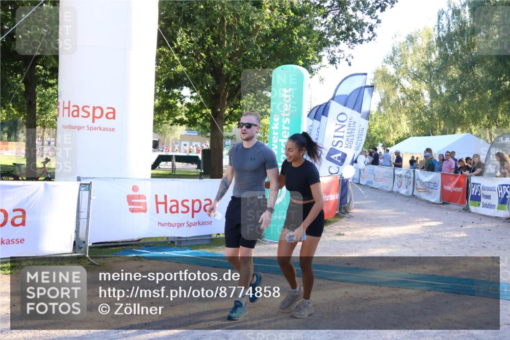 07.09.2025 - 19. Norderstedt Triathlon Zöllner http://msf.ph/oto/8774858 07.09.2025 16:58:58 Ziel 951 meine-sportfotos.de