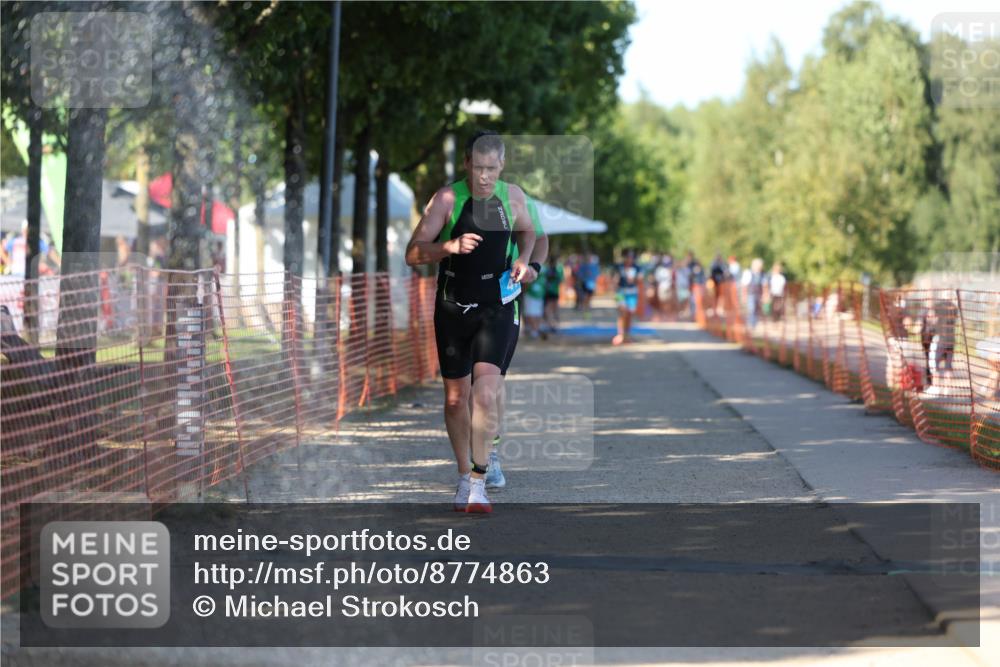 07.09.2025 - 19. Norderstedt Triathlon Michael Strokosch http://msf.ph/oto/8774863 07.09.2025 15:43:36 Laufen 417, 450, 1488 meine-sportfotos.de