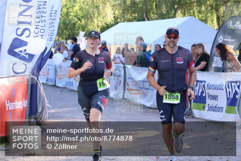 07.09.2025 - 19. Norderstedt Triathlon Zöllner http://msf.ph/oto/8774878 07.09.2025 16:59:03 Ziel 1558, 1560 meine-sportfotos.de