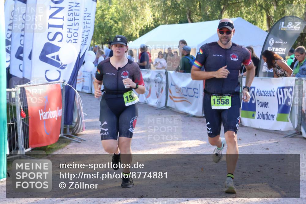 07.09.2025 - 19. Norderstedt Triathlon Zöllner http://msf.ph/oto/8774881 07.09.2025 16:59:04 Ziel 1558, 1560 meine-sportfotos.de