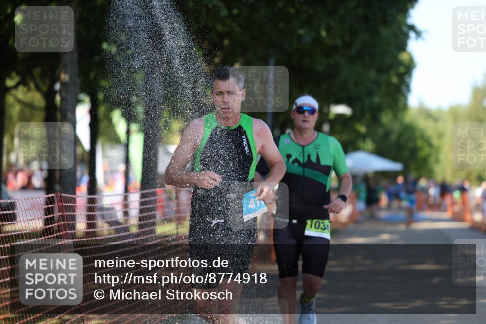 07.09.2025 - 19. Norderstedt Triathlon Michael Strokosch http://msf.ph/oto/8774918 07.09.2025 15:43:38 Laufen 417 meine-sportfotos.de