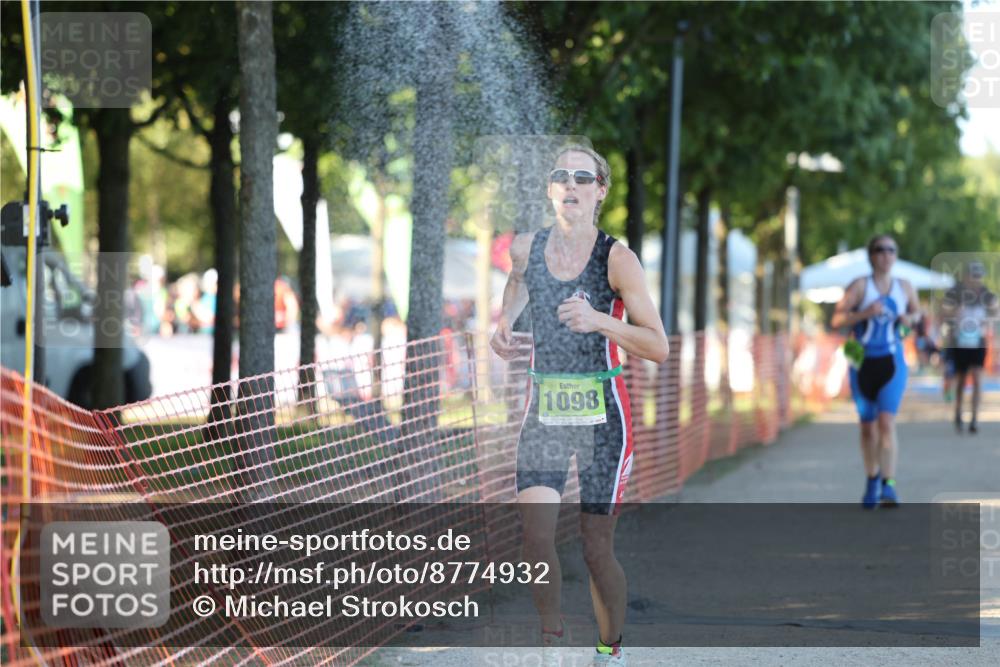 07.09.2025 - 19. Norderstedt Triathlon Michael Strokosch http://msf.ph/oto/8774932 07.09.2025 16:42:13 Laufen 461, 1056, 1098 meine-sportfotos.de