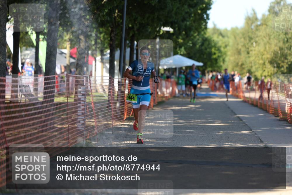 07.09.2025 - 19. Norderstedt Triathlon Michael Strokosch http://msf.ph/oto/8774944 07.09.2025 15:43:48 Laufen 444 meine-sportfotos.de
