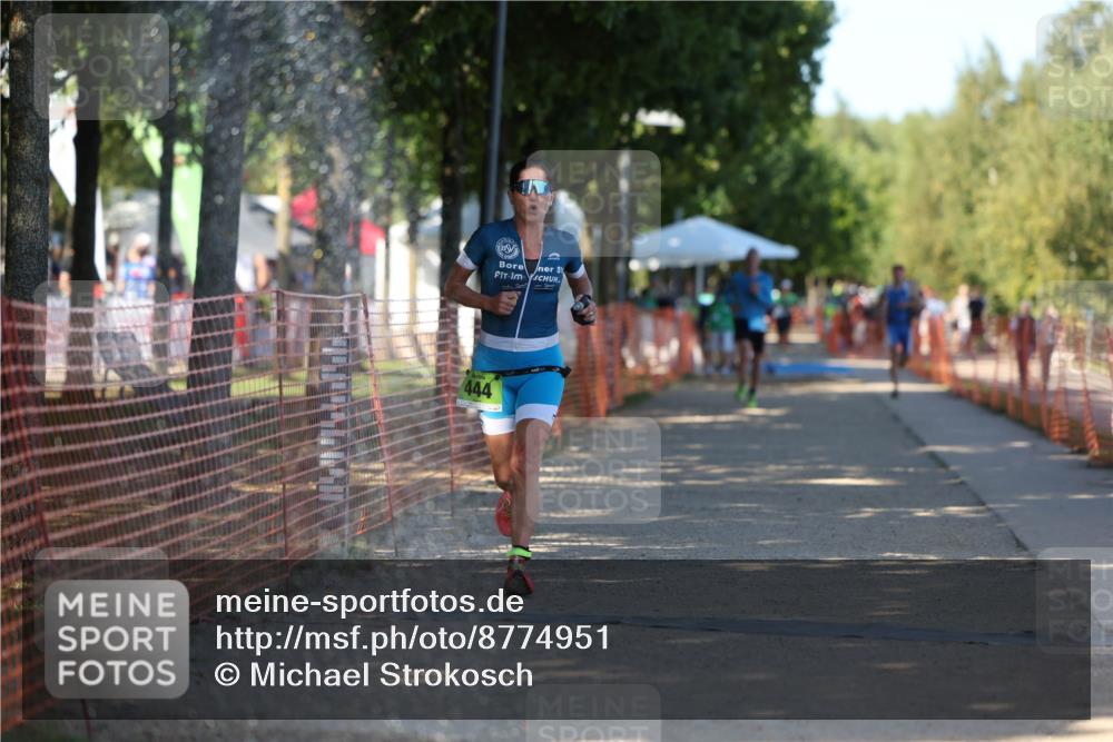 07.09.2025 - 19. Norderstedt Triathlon Michael Strokosch http://msf.ph/oto/8774951 07.09.2025 15:43:49 Laufen 444 meine-sportfotos.de