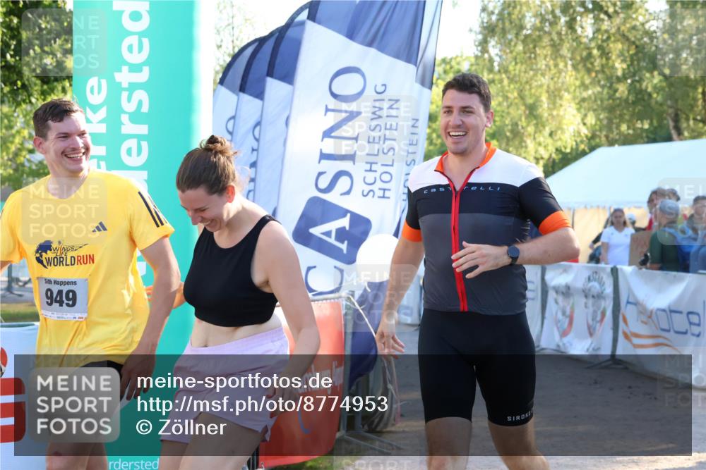 07.09.2025 - 19. Norderstedt Triathlon Zöllner http://msf.ph/oto/8774953 07.09.2025 16:59:13 Ziel 949 meine-sportfotos.de