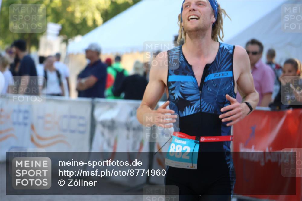 07.09.2025 - 19. Norderstedt Triathlon Zöllner http://msf.ph/oto/8774960 07.09.2025 16:59:26 Ziel 882 meine-sportfotos.de