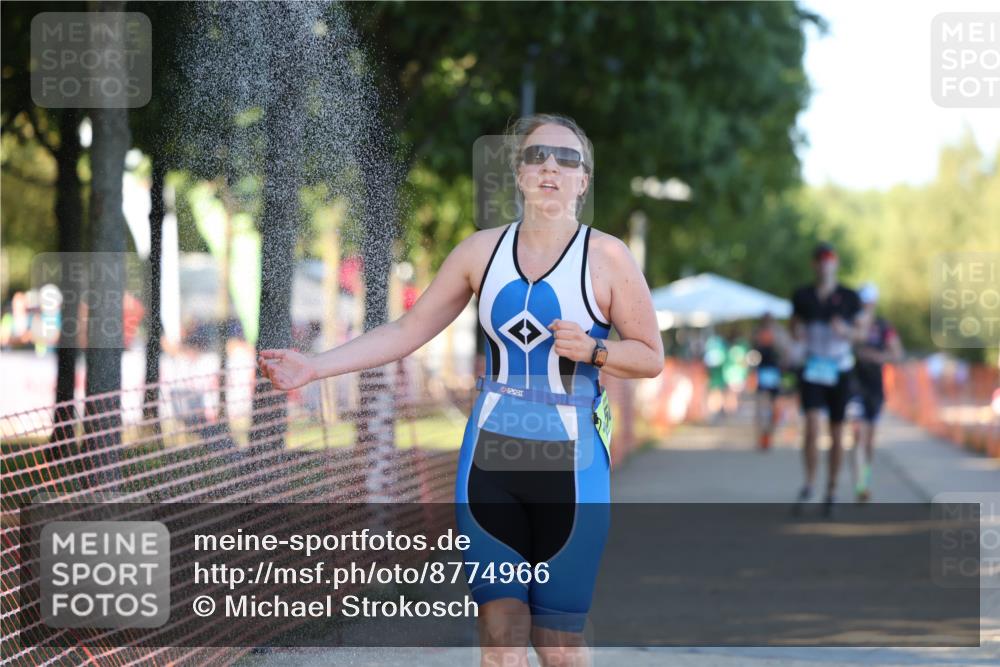 07.09.2025 - 19. Norderstedt Triathlon Michael Strokosch http://msf.ph/oto/8774966 07.09.2025 16:42:18 Laufen 1050, 1056, 1412 meine-sportfotos.de