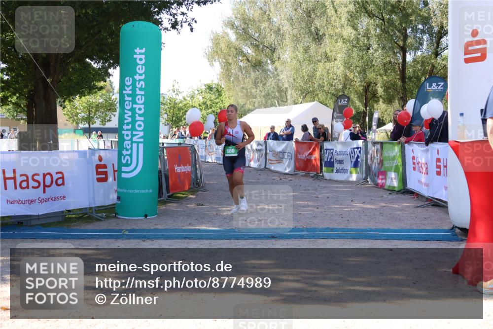 07.09.2025 - 19. Norderstedt Triathlon Zöllner http://msf.ph/oto/8774989 07.09.2025 11:07:42 Ziel 660 meine-sportfotos.de