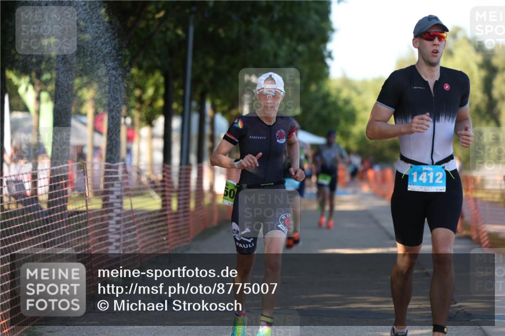 07.09.2025 - 19. Norderstedt Triathlon Michael Strokosch http://msf.ph/oto/8775007 07.09.2025 16:42:24 Laufen 516, 1050, 1412, 1443 meine-sportfotos.de