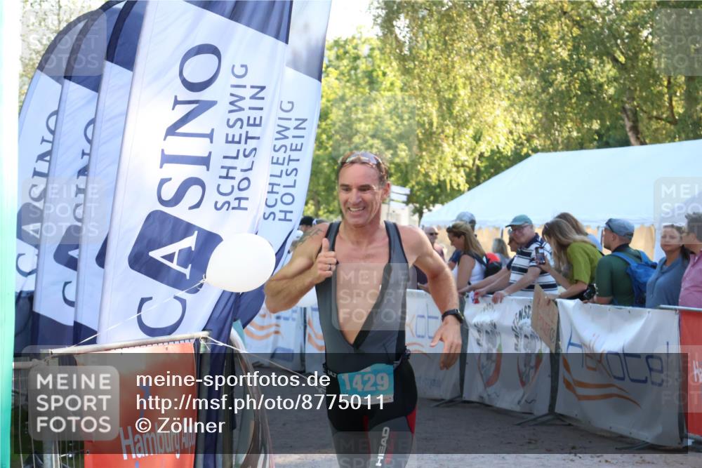 07.09.2025 - 19. Norderstedt Triathlon Zöllner http://msf.ph/oto/8775011 07.09.2025 16:59:42 Ziel 1429 meine-sportfotos.de