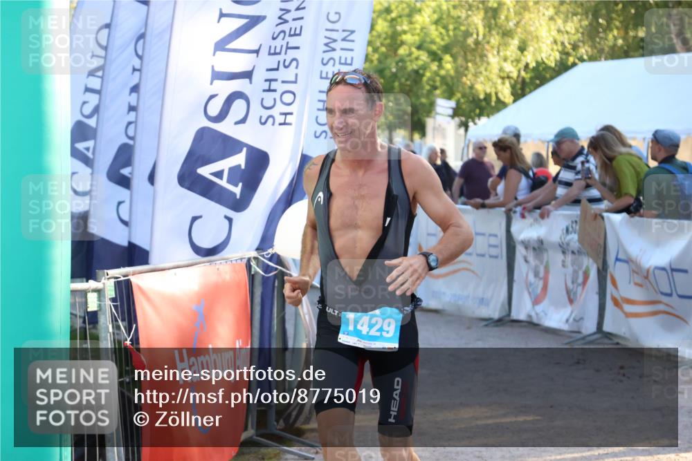 07.09.2025 - 19. Norderstedt Triathlon Zöllner http://msf.ph/oto/8775019 07.09.2025 16:59:43 Ziel 1429 meine-sportfotos.de