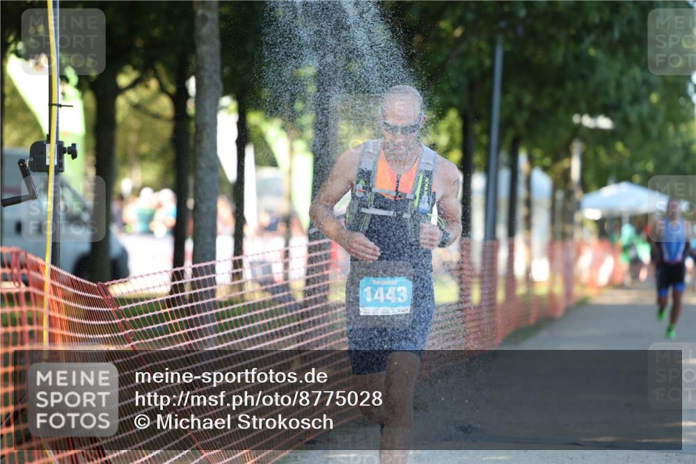 07.09.2025 - 19. Norderstedt Triathlon Michael Strokosch http://msf.ph/oto/8775028 07.09.2025 16:42:28 Laufen 516, 1050, 1412, 1443, 1603 meine-sportfotos.de