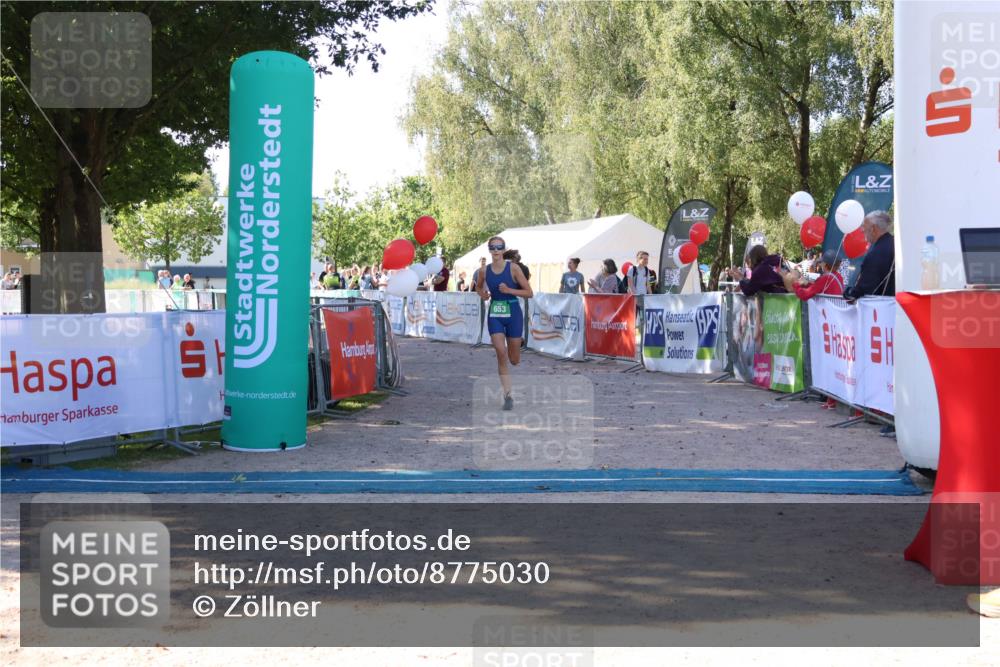 07.09.2025 - 19. Norderstedt Triathlon Zöllner http://msf.ph/oto/8775030 07.09.2025 11:08:55 Ziel 653 meine-sportfotos.de