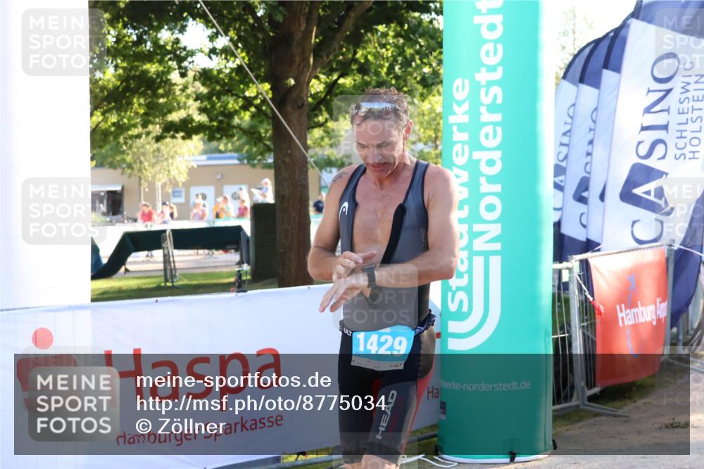 07.09.2025 - 19. Norderstedt Triathlon Zöllner http://msf.ph/oto/8775034 07.09.2025 16:59:44 Ziel 1429 meine-sportfotos.de