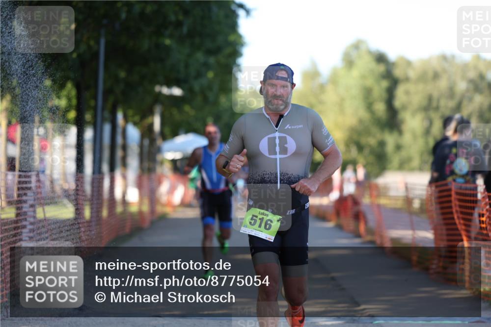 07.09.2025 - 19. Norderstedt Triathlon Michael Strokosch http://msf.ph/oto/8775054 07.09.2025 16:42:31 Laufen 516, 1443, 1603 meine-sportfotos.de
