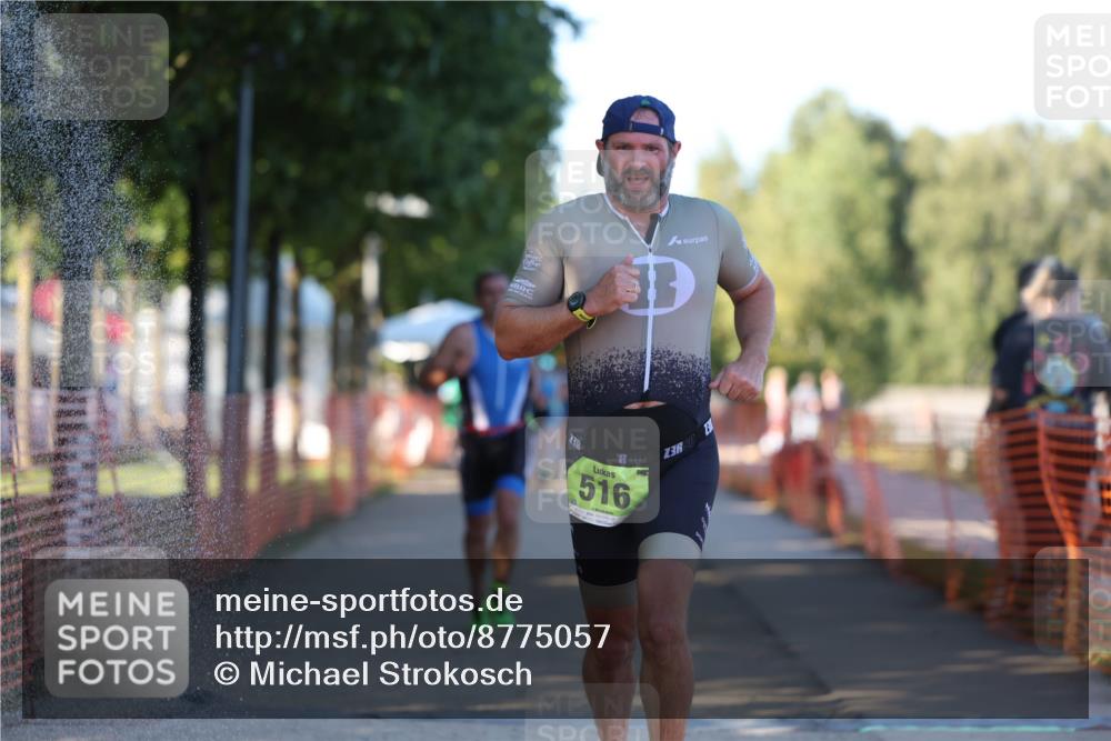 07.09.2025 - 19. Norderstedt Triathlon Michael Strokosch http://msf.ph/oto/8775057 07.09.2025 16:42:31 Laufen 516, 1443, 1603 meine-sportfotos.de