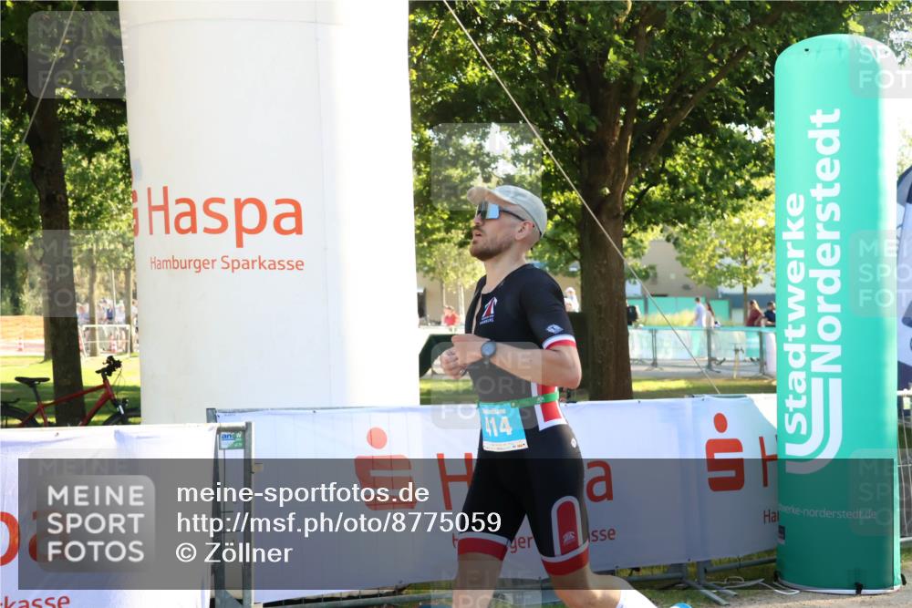 07.09.2025 - 19. Norderstedt Triathlon Zöllner http://msf.ph/oto/8775059 07.09.2025 16:59:50 Ziel 414, 1429 meine-sportfotos.de