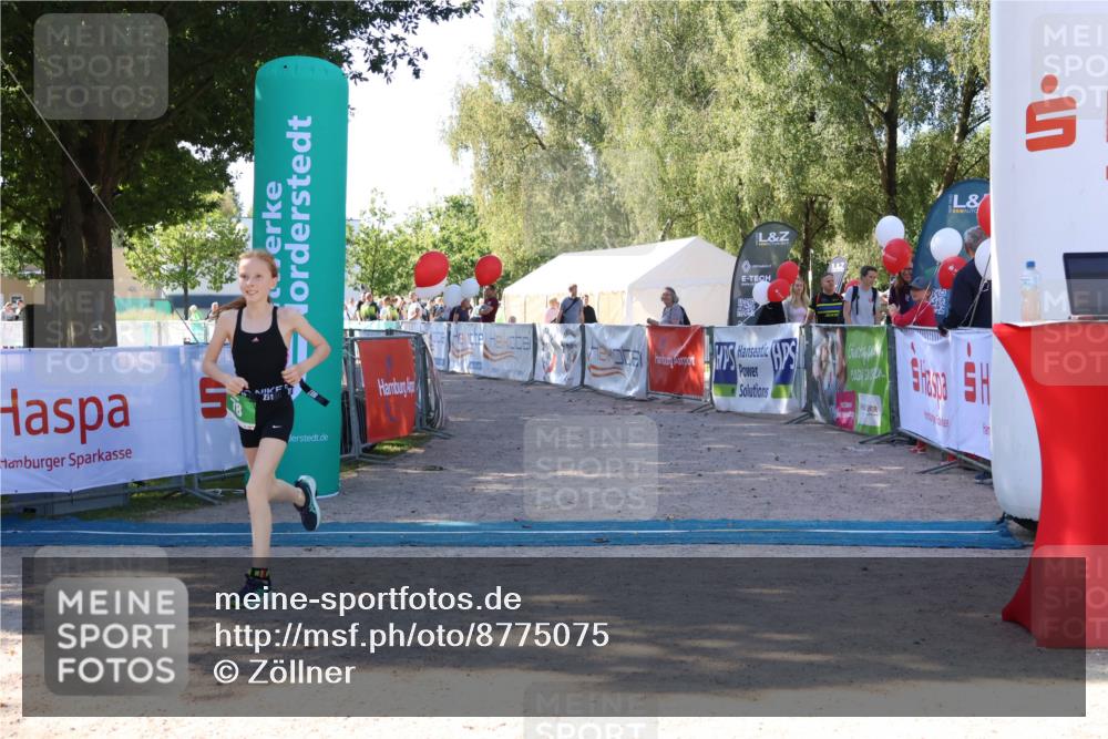 07.09.2025 - 19. Norderstedt Triathlon Zöllner http://msf.ph/oto/8775075 07.09.2025 11:09:02 Ziel 78, 653 meine-sportfotos.de